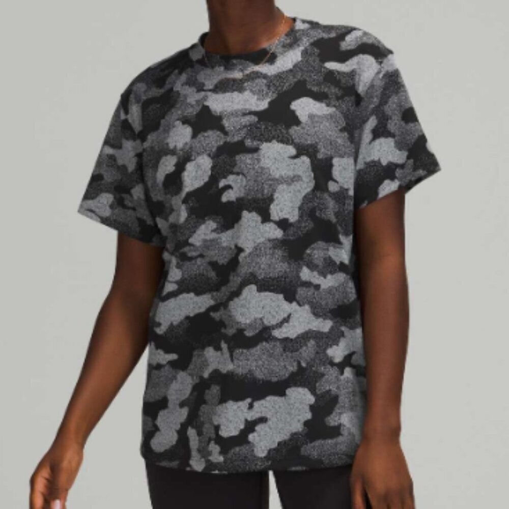 Lululemon All Yours Short Sleeve Training Tee Size 8 Heritage Speckle Camo EUC